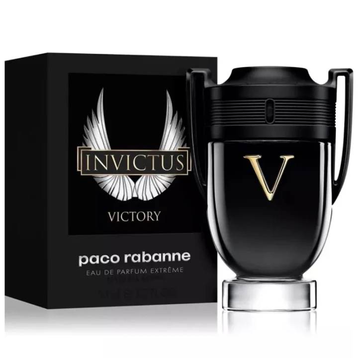 Paco Rabanne Invictus Victory – oryginalne perfumy męskie w eleganckim, czarno-złotym flakonie w kształcie pucharu – zdjęcie produktu